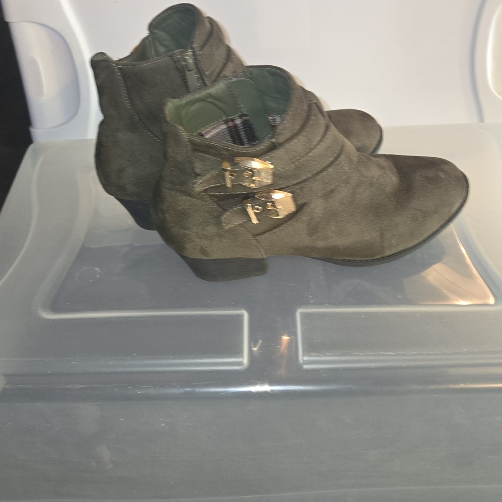 TOP Moda Green and Gold Ankle Booties with Buckle Detail. Brand New.
